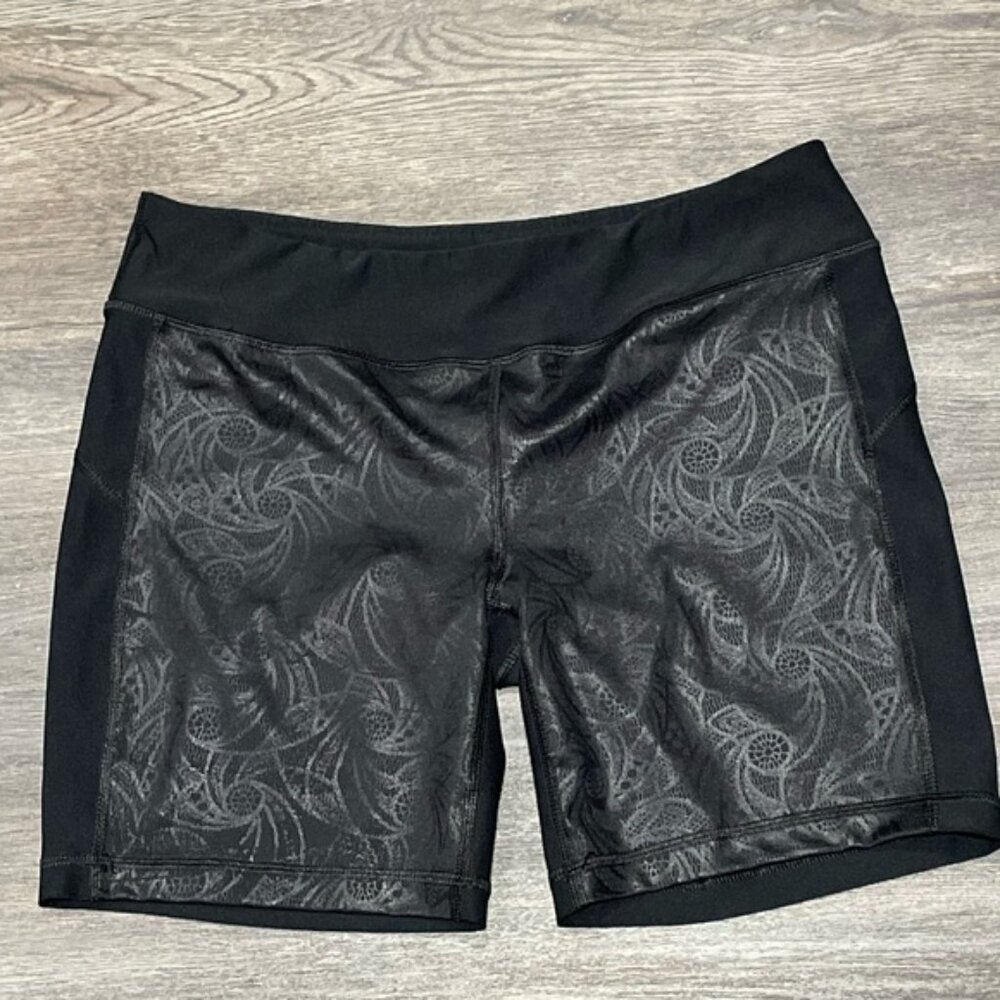 Pro performance active short size Large